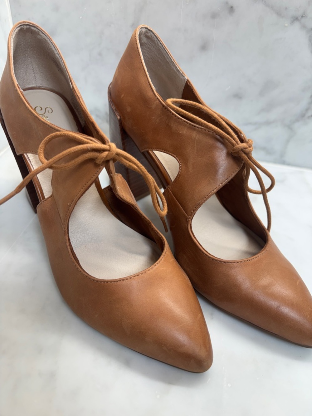 Seychelles Cognac Lace-Up Pointed-Toe Block Heels size 8.5